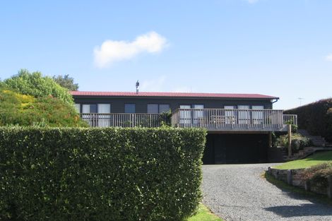 Photo of property in 32 Cheviot Street, Mangawhai Heads, Mangawhai, 0505