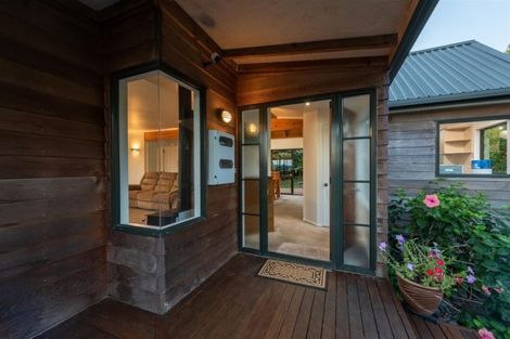 Photo of property in 7a Brind Road, Russell, 0202