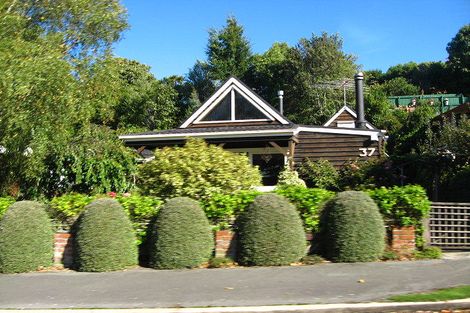 Photo of property in 37 Glenross Street, Glenross, Dunedin, 9011
