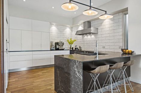 Photo of property in 100 Campbell Road, One Tree Hill, Auckland, 1061