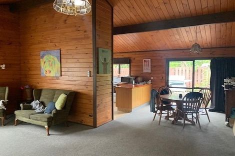 Photo of property in 5 Marlowe Drive, Leamington, Cambridge, 3432