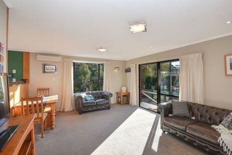 Photo of property in 17 Hereweka Street, Portobello, Dunedin, 9014