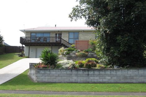 Photo of property in 16 Flinders Place, Welcome Bay, Tauranga, 3112
