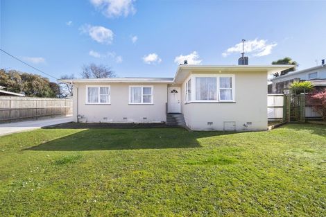 Photo of property in 84 Lethbridge Street, Feilding, 4702