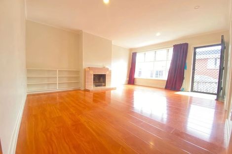 Photo of property in 2/3202 Great North Road, New Lynn, Auckland, 0600