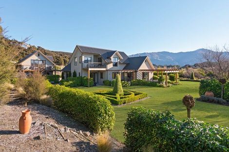 Photo of property in 1 Hidden Hills Drive, Wanaka, 9305