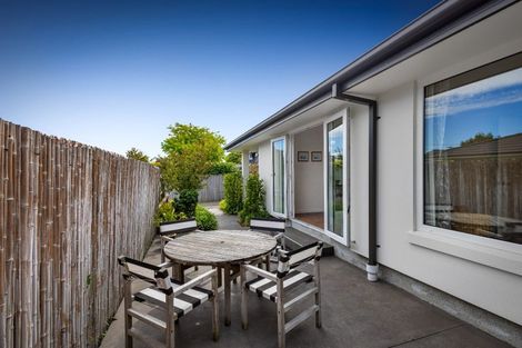 Photo of property in 20 Strowan Road, Strowan, Christchurch, 8052