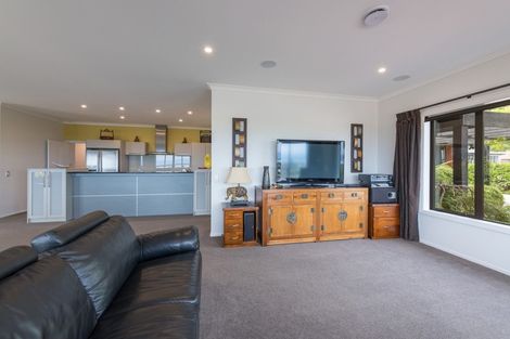 Photo of property in 5 Berkshire Place, Stoke, Nelson, 7011