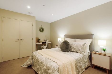 Photo of property in 4c/5 Kent Terrace, Mount Victoria, Wellington, 6011