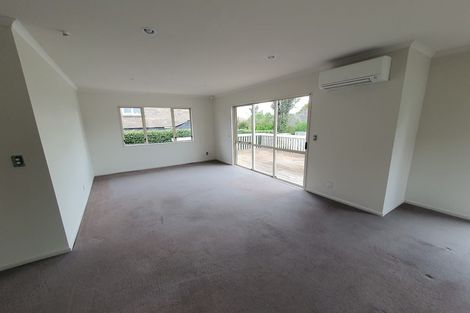 Photo of property in 4a Elcoat Avenue, Henderson, Auckland, 0612