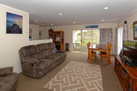 Photo of property in 8 Raleigh Avenue, Fairview Downs, Hamilton, 3214