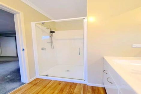 Photo of property in 187 Kyle Road, Greenhithe, Auckland, 0632