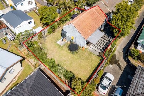 Photo of property in 3/1 Gatman Street, Birkdale, Auckland, 0626