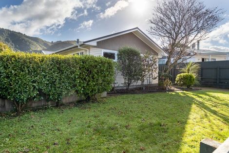 Photo of property in 94 Pasadena Crescent, Totara Park, Upper Hutt, 5018
