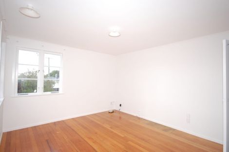 Photo of property in 15 Kerrydale Road, Manurewa, Auckland, 2102