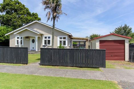 Photo of property in 39 Mouatt Street, Waitara, 4320