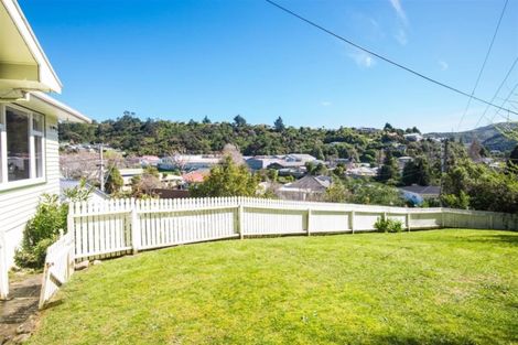 Photo of property in 79 Stokes Valley Road, Stokes Valley, Lower Hutt, 5019