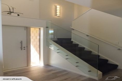 Photo of property in 6 Titirangi Crescent, Parklands, Christchurch, 8083