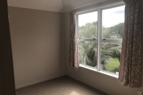 Photo of property in 3 Charles Prevost Drive, The Gardens, Auckland, 2105