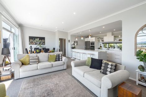 Photo of property in 19 Cotterville Crescent, Greytown, 5712