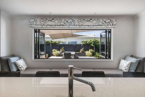 Photo of property in 134 Oriental Parade, Papamoa Beach, Papamoa, 3118