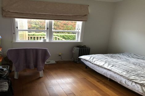 Photo of property in 4 La Trobe Street, Pakuranga Heights, Auckland, 2010