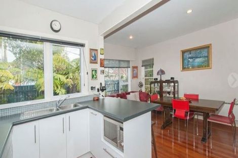 Photo of property in 15 Harley Grove, Boulcott, Lower Hutt, 5010