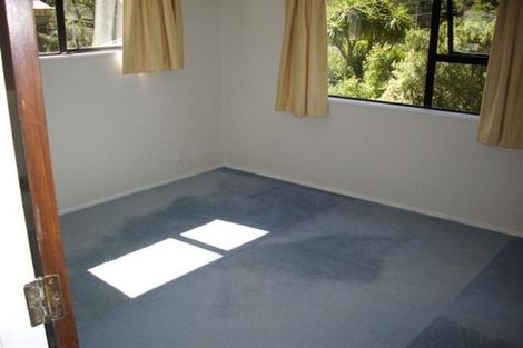 Photo of property in 2/25 Gazelle Avenue, Beach Haven, Auckland, 0626