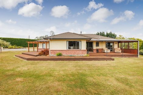 Photo of property in 32 Stoneleigh Lane, Aokautere, Palmerston North, 4471