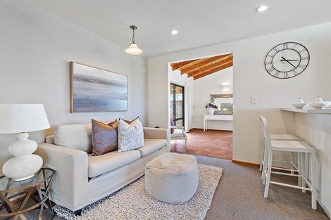 Photo of property in 26 Clearview Heights, Ranui, Auckland, 0612