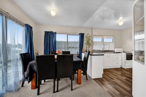 Photo of property in 31 Camellia Avenue, Bell Block, New Plymouth, 4312