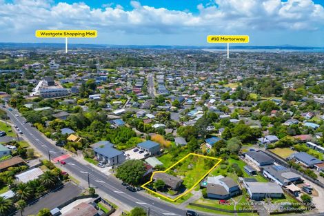 Photo of property in 305 Don Buck Road, Massey, Auckland, 0614