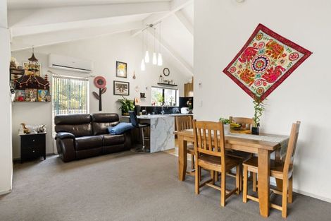 Photo of property in 15 Taniwha Street, Frankton, Hamilton, 3204