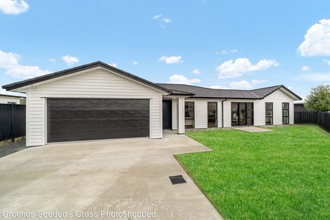 Photo of property in 4 Mcmillan Lane, Wallaceville, Upper Hutt, 5018