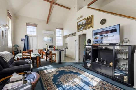 Photo of property in 25 Montilla Place, Manurewa, Auckland, 2102