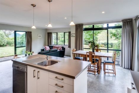 Photo of property in 1155 Dartmoor Road, Dartmoor, Napier, 4186