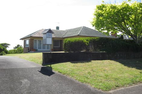 Photo of property in 74 Crawford Avenue, Mangere Bridge, Auckland, 2022