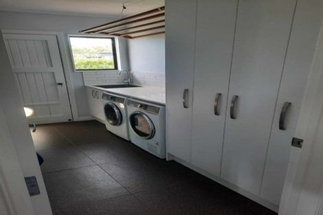 Photo of property in 384 Glenbrook Station Road, Glenbrook, Waiuku, 2681