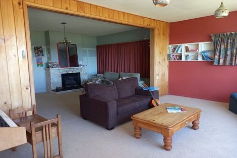 Photo of property in 20 Maire Street, Eastbourne, Lower Hutt, 5013