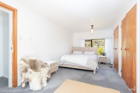 Photo of property in 23 Ferry Road, Days Bay, Lower Hutt, 5013