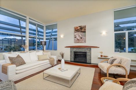 Photo of property in 92 Ocean Beach Road, Tairua, 3508