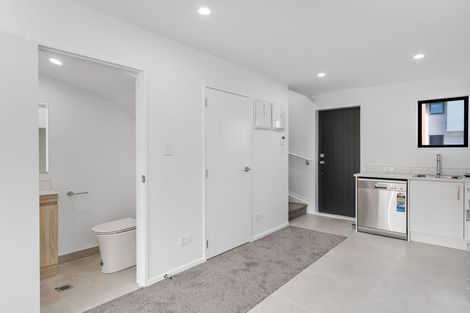 Photo of property in 23 Raupeti Lane, Henderson, Auckland, 0612