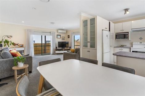 Photo of property in 3 Glenhaven Place, Te Atatu Peninsula, Auckland, 0610