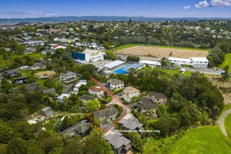 Photo of property in 2/29 John Court Street, Birkenhead, Auckland, 0626