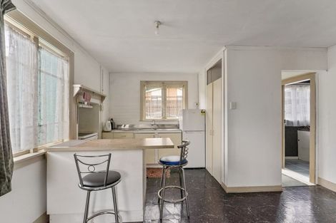 Photo of property in 122 Waikawa Road, Picton, 7220