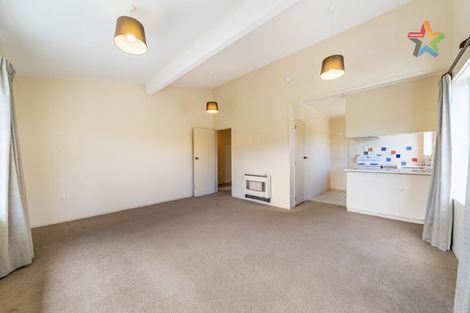 Photo of property in 100a Normandale Road, Normandale, Lower Hutt, 5010