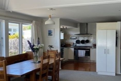 Photo of property in 50 Forres Street, Seatoun, Wellington, 6022