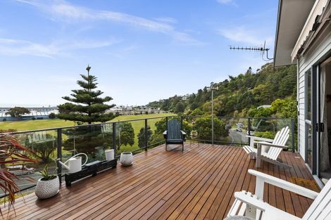 Photo of property in 17 Hospital Lane, Hospital Hill, Napier, 4110