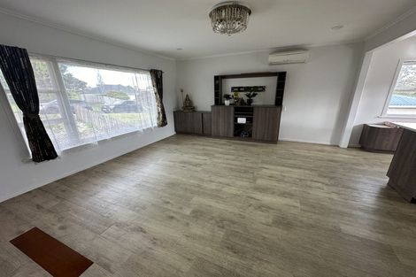 Photo of property in 19 Camelot Place, Glenfield, Auckland, 0629