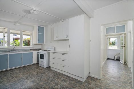 Photo of property in 24 Captain Cook Road, Cooks Beach, Whitianga, 3591